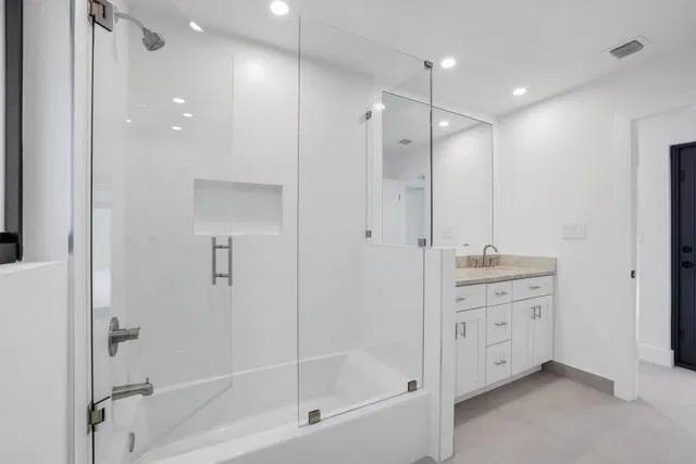 Residence photo 26
