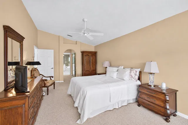 Residence photo 11