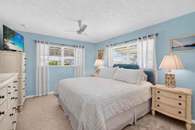  Residence photo 9