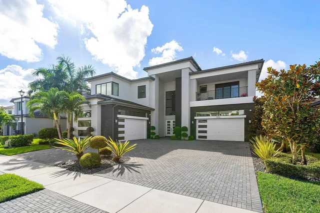Boca Bridges Residence photo 2