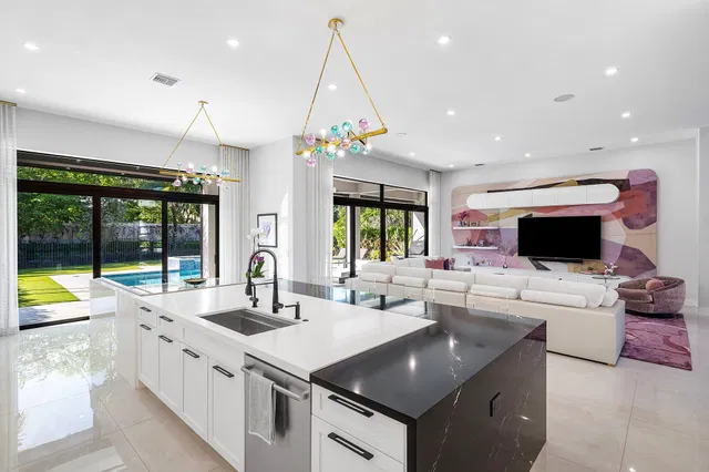 Boca Bridges Residence photo 9