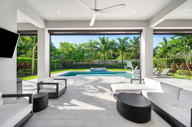 Boca Bridges Residence photo 47