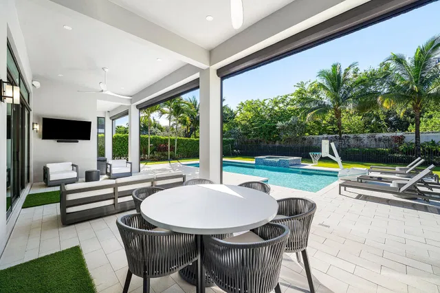 Boca Bridges Residence photo 49