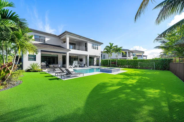 Boca Bridges Residence photo 50