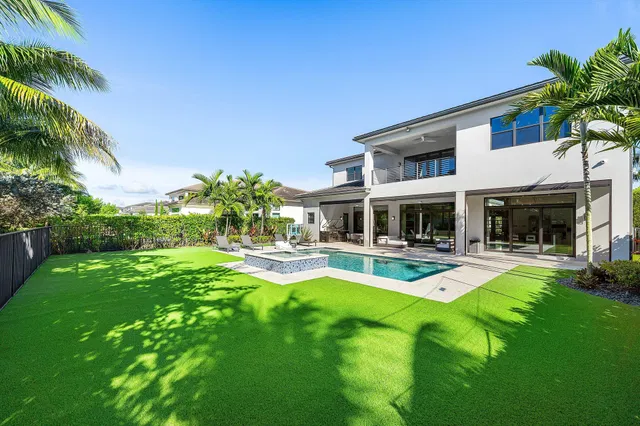Boca Bridges Residence photo 52