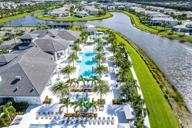 Boca Bridges Residence photo 65