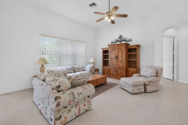 Residence photo 7