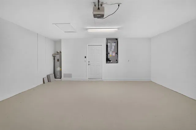 Residence photo 28