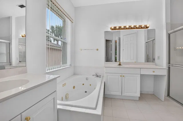 Residence photo 30