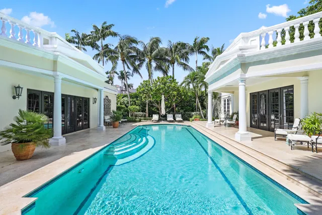 Royal Park Residence photo 6