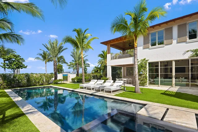 North End Palm Beach Residence photo 13