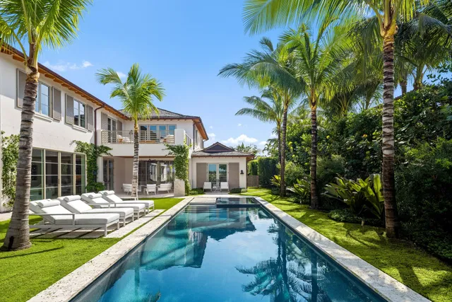 North End Palm Beach Residence photo 16