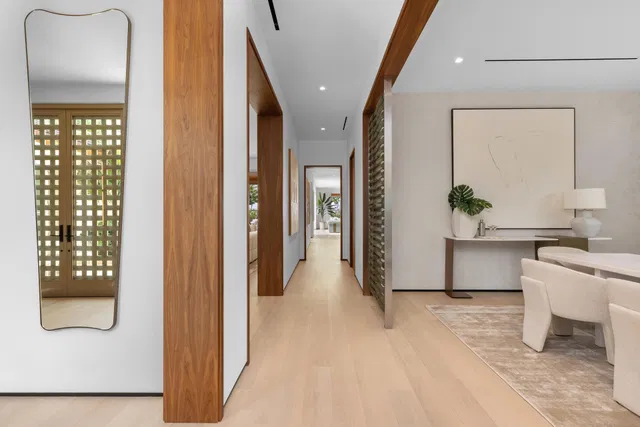 North End Palm Beach Residence photo 27