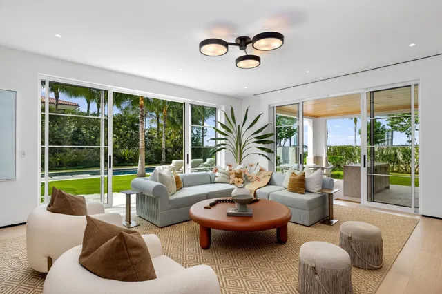 North End Palm Beach Residence photo 34