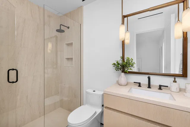 North End Palm Beach Residence photo 49