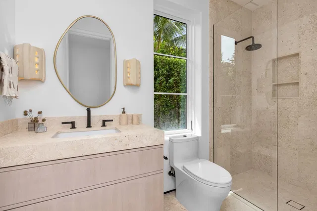 North End Palm Beach Residence photo 51