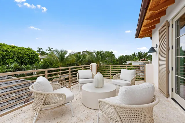 North End Palm Beach Residence photo 56