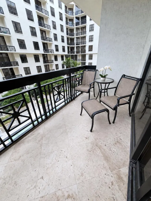 One City Plaza Unit 1027 photo 10