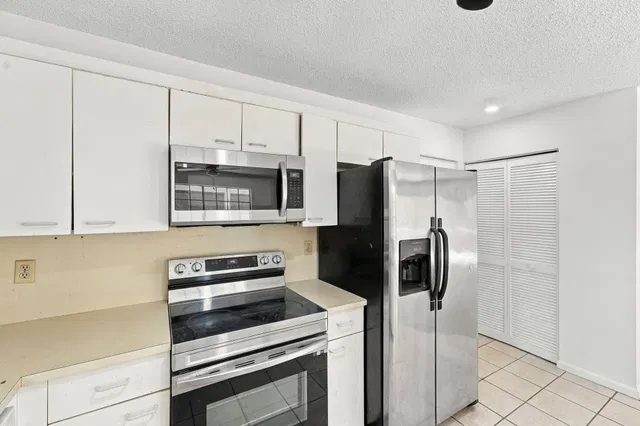  Residence photo 27