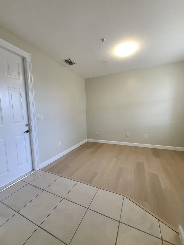 Cityside West Palm Beach Unit 6 photo 8