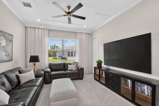  Residence photo 23