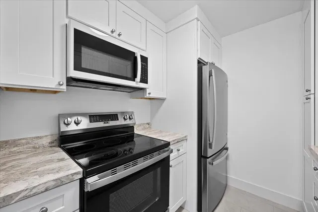  Unit 207 photo 8