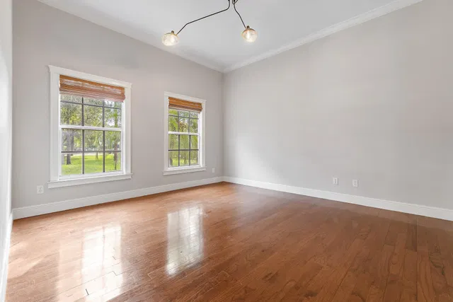 Residence photo 37
