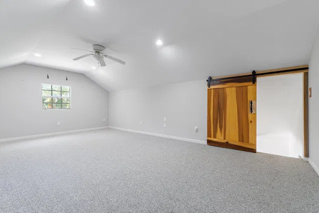 Residence photo 45