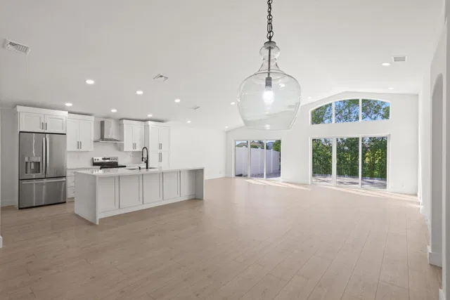 Residence photo 5