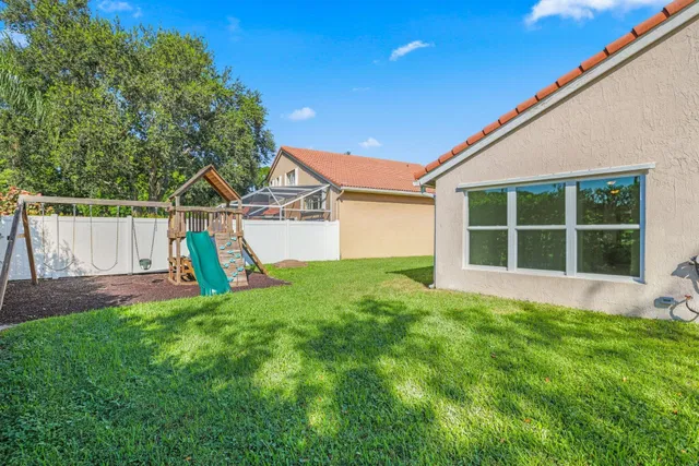 Residence photo 37