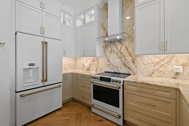  Residence photo 11
