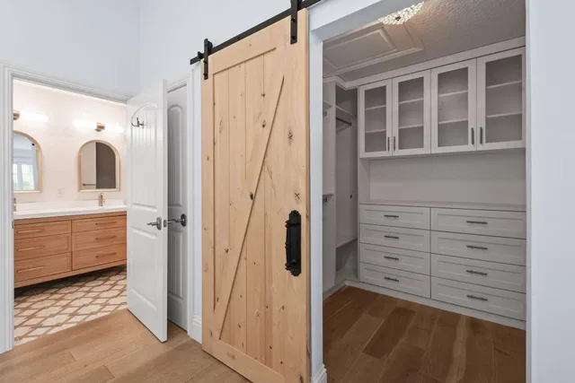  Residence photo 26