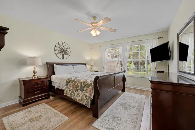 Residence photo 26