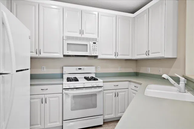 Evergrene Palm Beach Gardens Residence photo 12