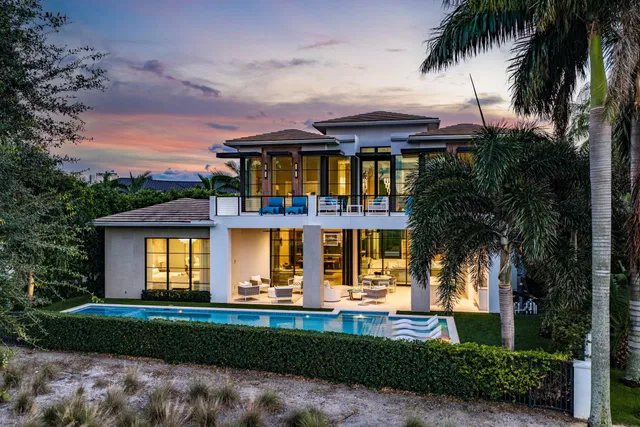 Royal Palm Yacht and Country Club Residence photo 5