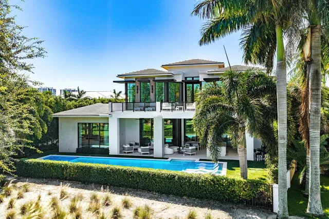 Royal Palm Yacht and Country Club Residence photo 82