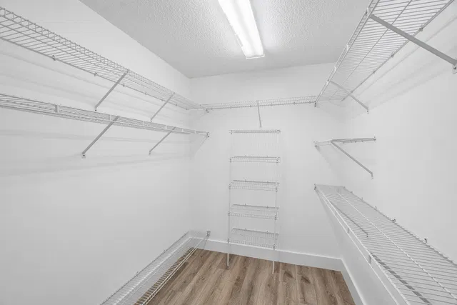  Unit C photo 23