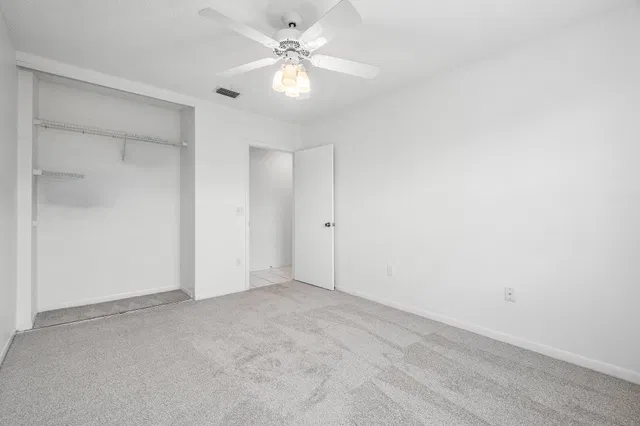  Unit C photo 33