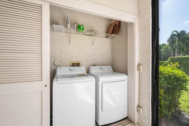  Unit C photo 41