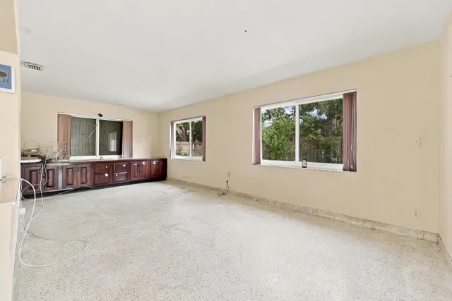 Residence photo 23