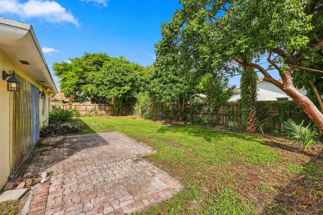 Residence photo 58