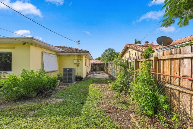 Residence photo 61