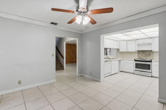 Residence photo 7