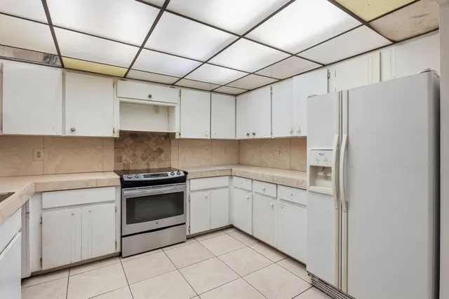 Residence photo 9