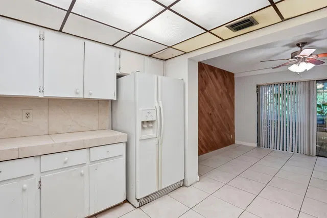 Residence photo 11