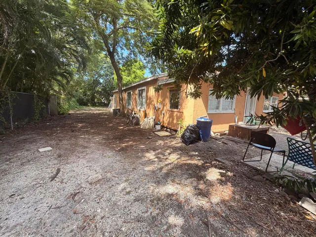 Residence photo 10