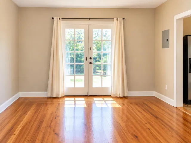 Residence photo 6