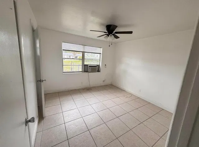 Residence photo 8