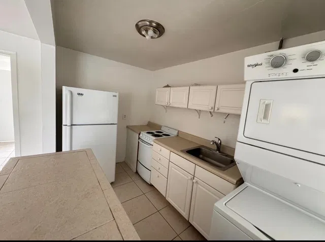 Residence photo 10