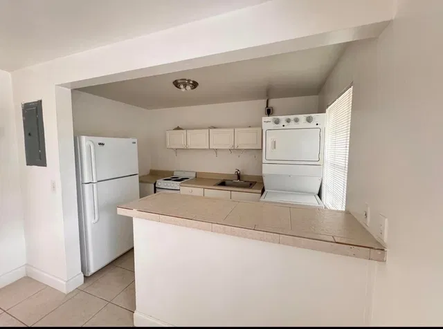 Residence photo 11